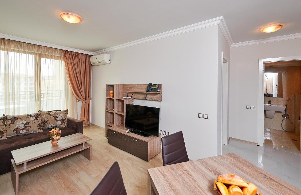 Aparthotel Boutique Rose Gardens Pomorie Exterior foto