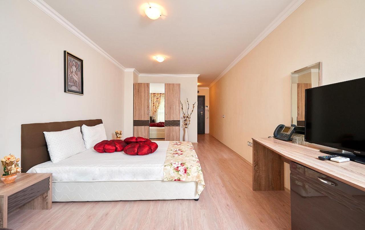 Aparthotel Boutique Rose Gardens Pomorie Exterior foto