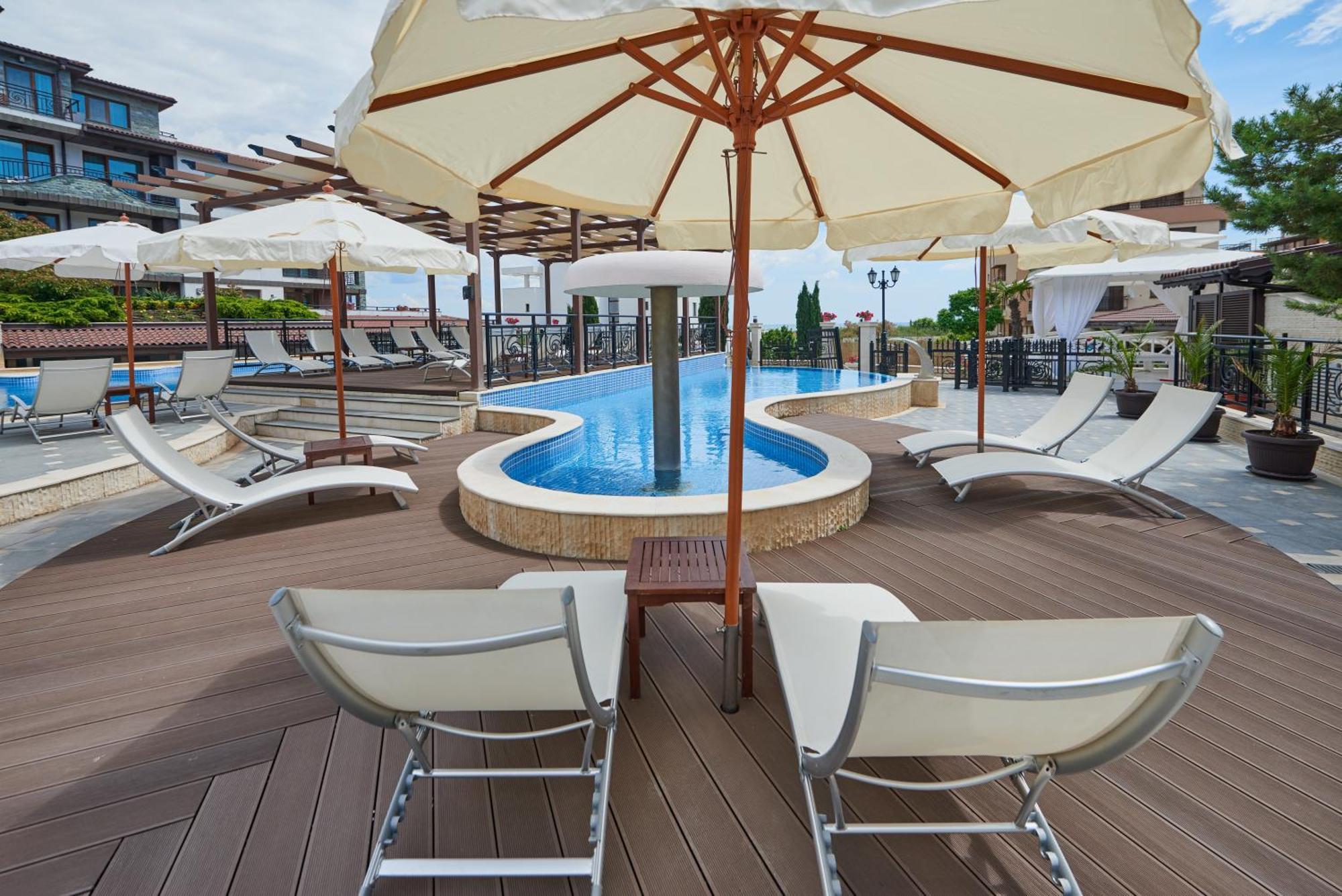 Aparthotel Boutique Rose Gardens Pomorie Exterior foto